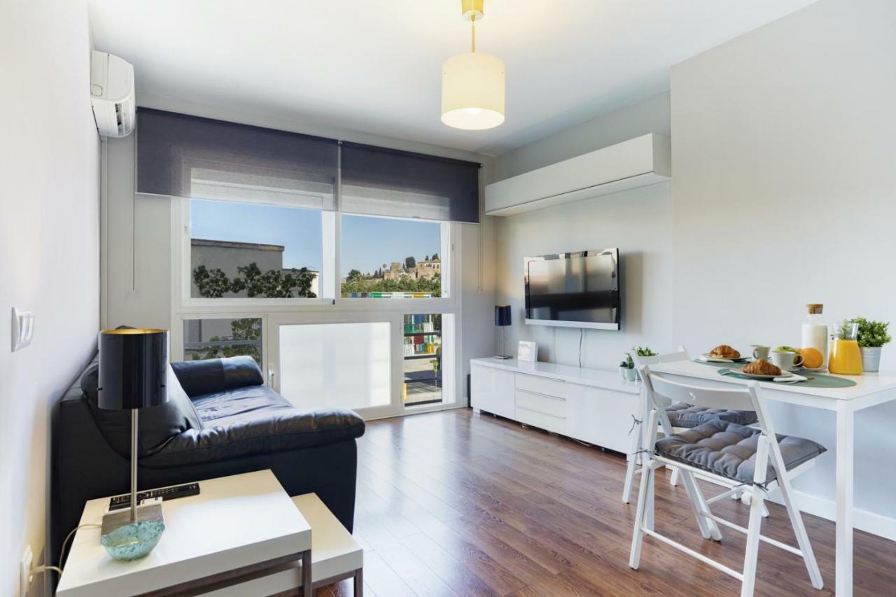 Malagueta Cool Beach Apartment Málaga Buitenkant foto